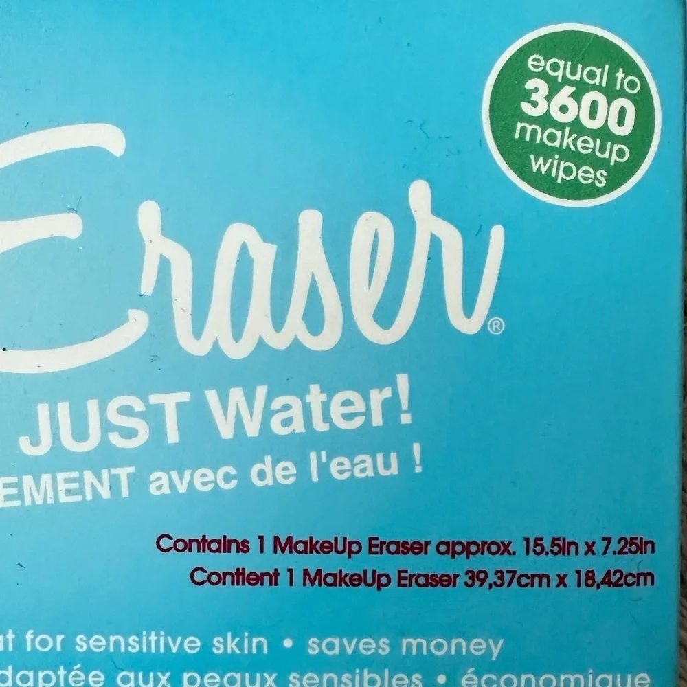 MakeUp Eraser effortlessly remove